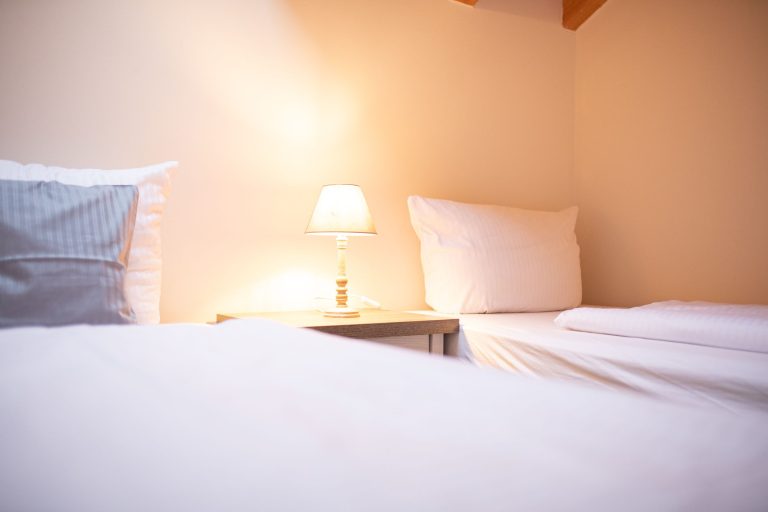 getrennte Einzelbetten in Ferienwohnung in Garmisch-Partenkirchen