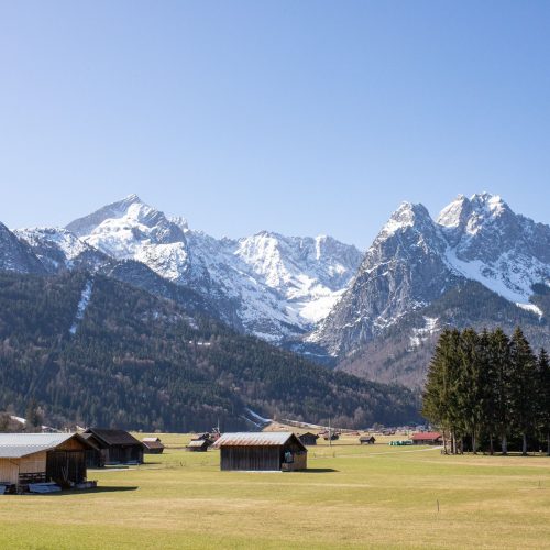 Aussicht auf die Alpen in Ferienwohnung in Garmisch-Partenkirchen