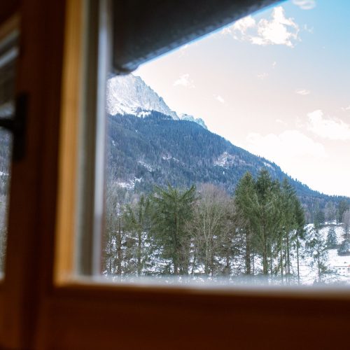 Aussicht in Ferienwohnung in Garmisch-Partenkirchen