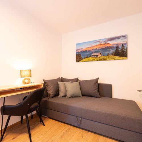 Ferienwohnung in Garmisch-Partenkirchen mit funktionellem Mobiliar