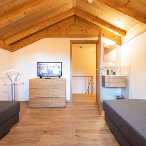 Ferienwohnung in Garmisch-Partenkirchen mit funktionellem Mobiliar