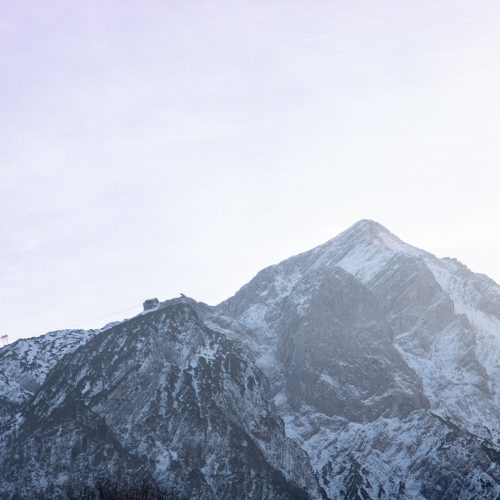 Blick auf Zugspitze mit Lift von Ferienwohnung in Garmisch-Partenkirchen