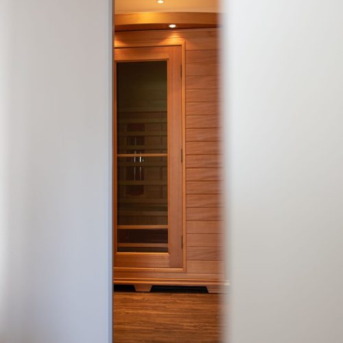 Sauna Eingang in Ferienwohnung in Garmisch-Partenkirchen