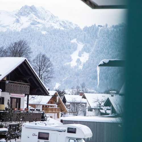 Aussicht auf die Alpen in Ferienwohnung in Garmisch-Partenkirchen