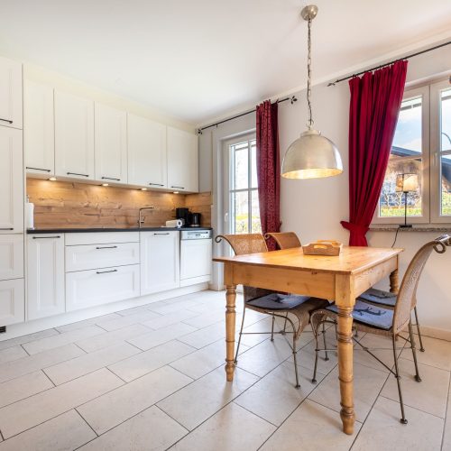 Esstisch in Ferienwohnung in Garmisch-Partenkirchen