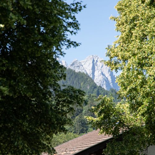 Die Berge von Garmisch aus der Ferne