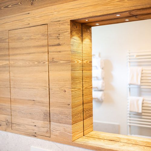 Spiegel im Badezimmer in Ferienwohnung in Garmisch-Partenkirchen