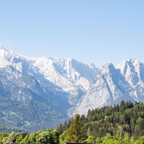 Alpen mit Schnee in Garmisch-Partenkirchen