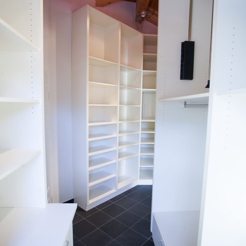 Kleiderschränke in Ferienwohnung in Garmisch-Partenkirchen