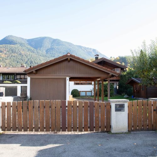Einfahrt in Ferienwohnung in Garmisch-Partenkirchen
