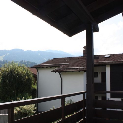 Balkon mit Blick auf die Alpen in Ferienwohnung in Garmisch-Partenkirchen