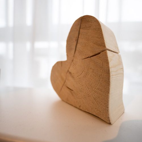 Herz aus Holz in Ferienwohnung in Garmisch-Partenkirchen