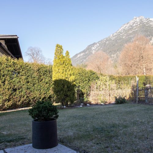 Garten in Ferienwohnung in Garmisch-Partenkirchen