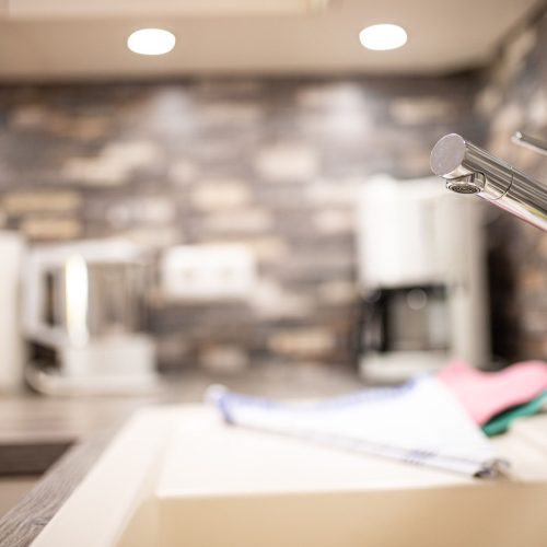 Waschbecken in der Küche in Ferienwohnung in Garmisch-Partenkirchen