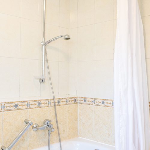Badewanne in Ferienwohnung in Garmisch-Partenkirchen