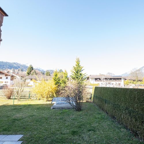 Garten in Ferienwohnung in Garmisch-Partenkirchen