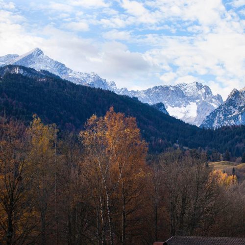 Alpen mit Schnee in Ferienwohnung in Garmisch-Partenkirchen