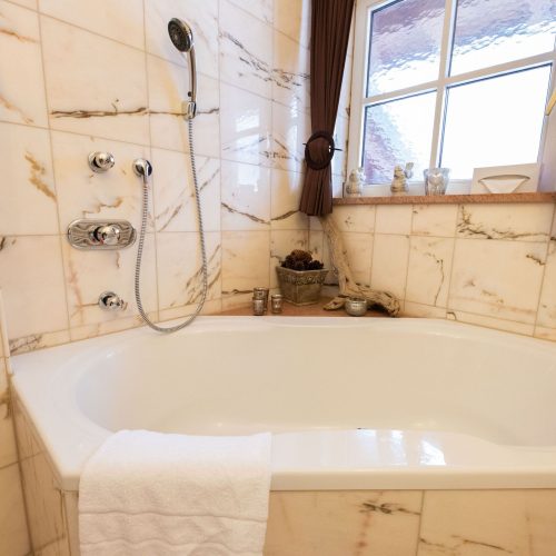 Badewanne in Ferienwohnung in Garmisch-Partenkirchen