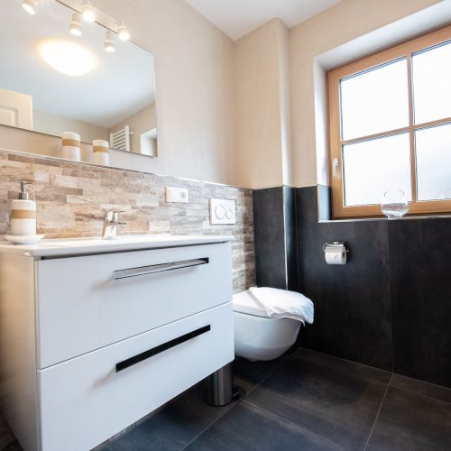 Waschbecken in Ferienwohnung in Garmisch-Partenkirchen