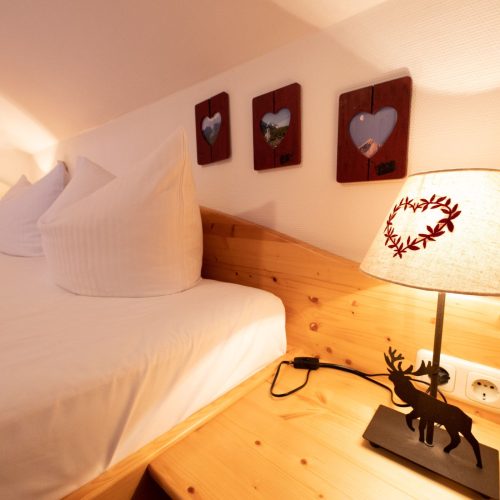 Nachttischlampe in Ferienwohnung in Garmisch-Partenkirchen