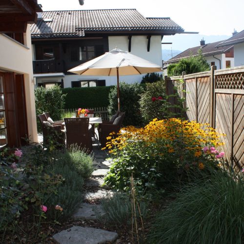Garten in Ferienwohnung in Garmisch-Partenkirchen