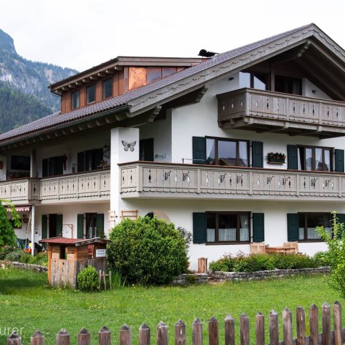Haus von außen in Ferienwohnung in Garmisch-Partenkirchen
