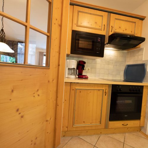 Küche mit Backofen in Ferienwohnung in Garmisch-Partenkirchen