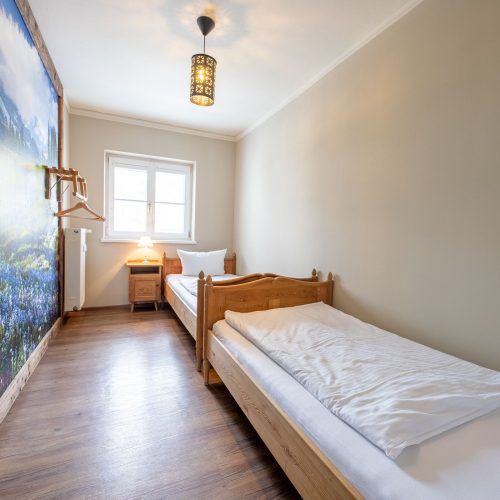 Zwei Bett -Zimmer in Ferienwohnung in Garmisch-Partenkirchen