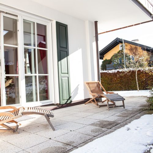 Terrasse mi Liegen in Ferienwohnung in Garmisch-Partenkirchen