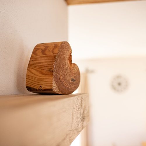 Herz aus Holz in Ferienwohnung in Garmisch-Partenkirchen