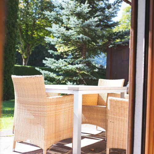 Ausgang zum Garten in Ferienwohnung in Garmisch-Partenkirchen